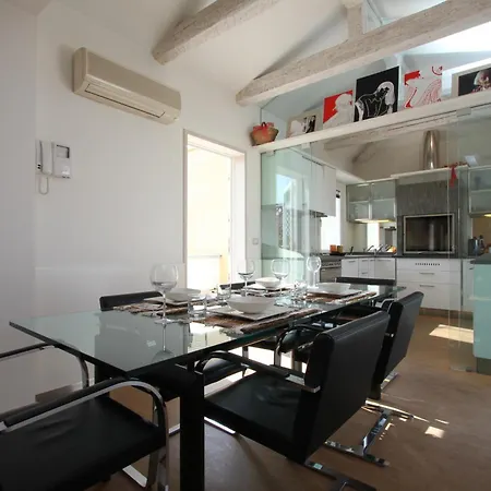 Διαμέρισμα Grand Canal Terrace Palace