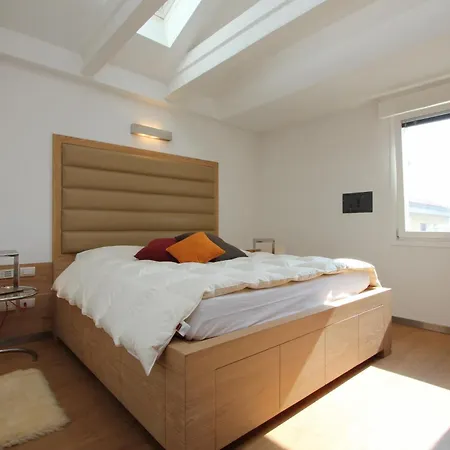 Grand Canal Terrace Palace *