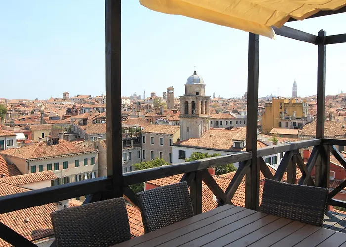 Grand Canal Terrace Palace Apartment