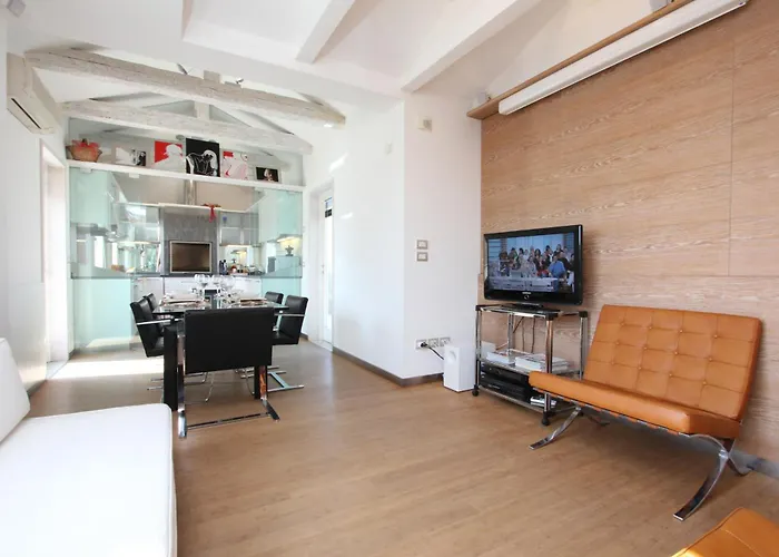 Grand Canal Terrace Palace Apartment