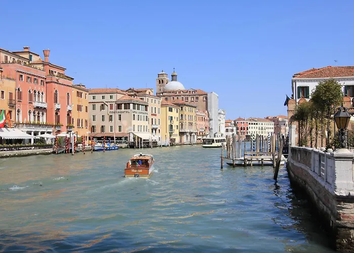 Grand Canal Terrace Palace Apartment